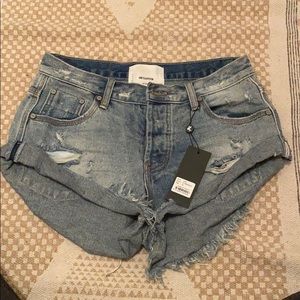 One teaspoon NWT shorts size 32